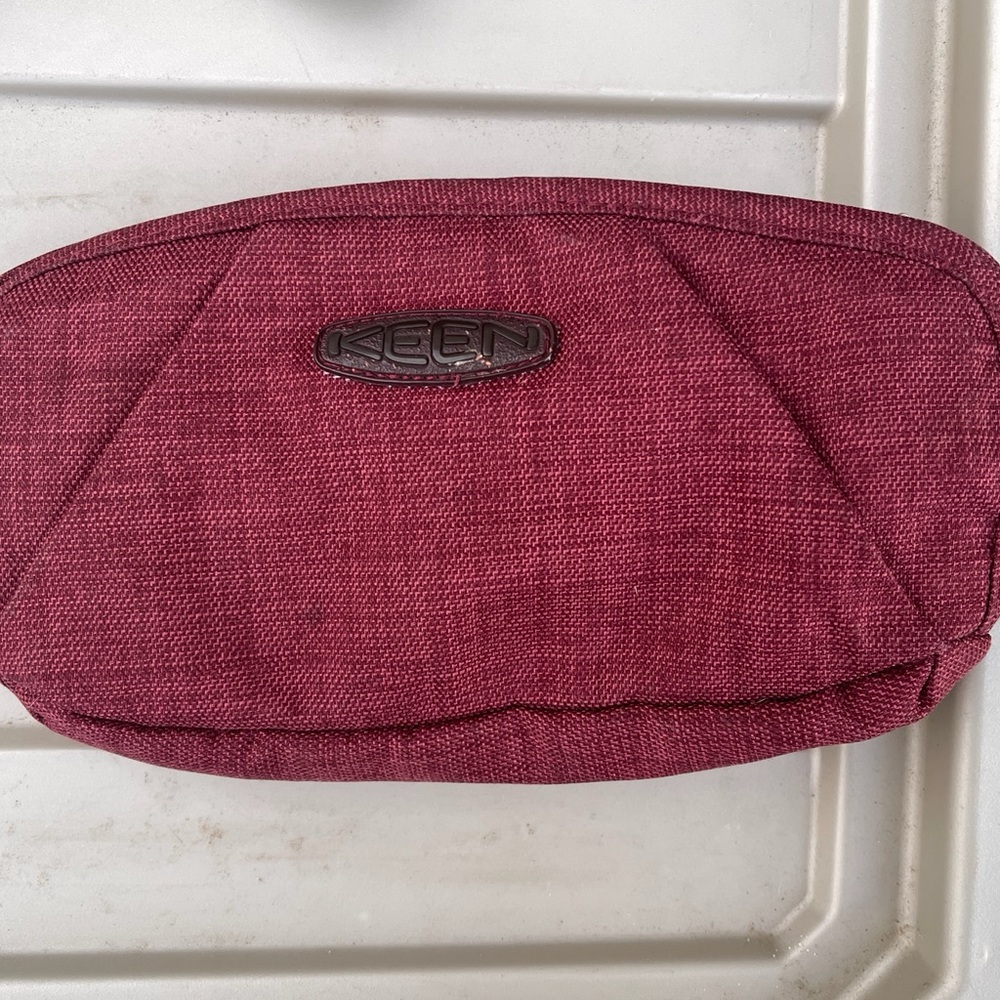 Keen Burgundy wristlet, crossbody or waist bag.